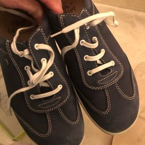 German Finn shoes blue and white, with box
